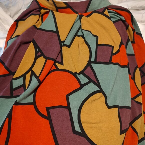 LULAROE Stained glass circle skirt WITH POCKETS - Picture 3 of 4